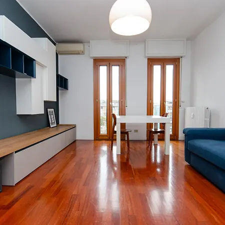Tito Flat-3